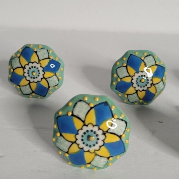 Aqua & Yellow Anthropologie Floral Ceramic Knobs (8) - Picture 1 of 12